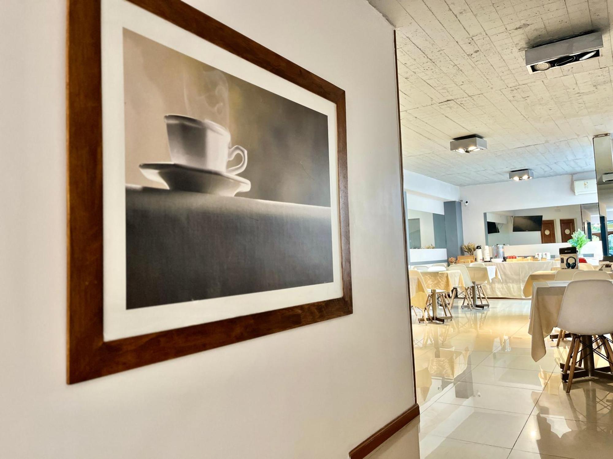 Alpino Hotel Buenos Aires Exterior photo